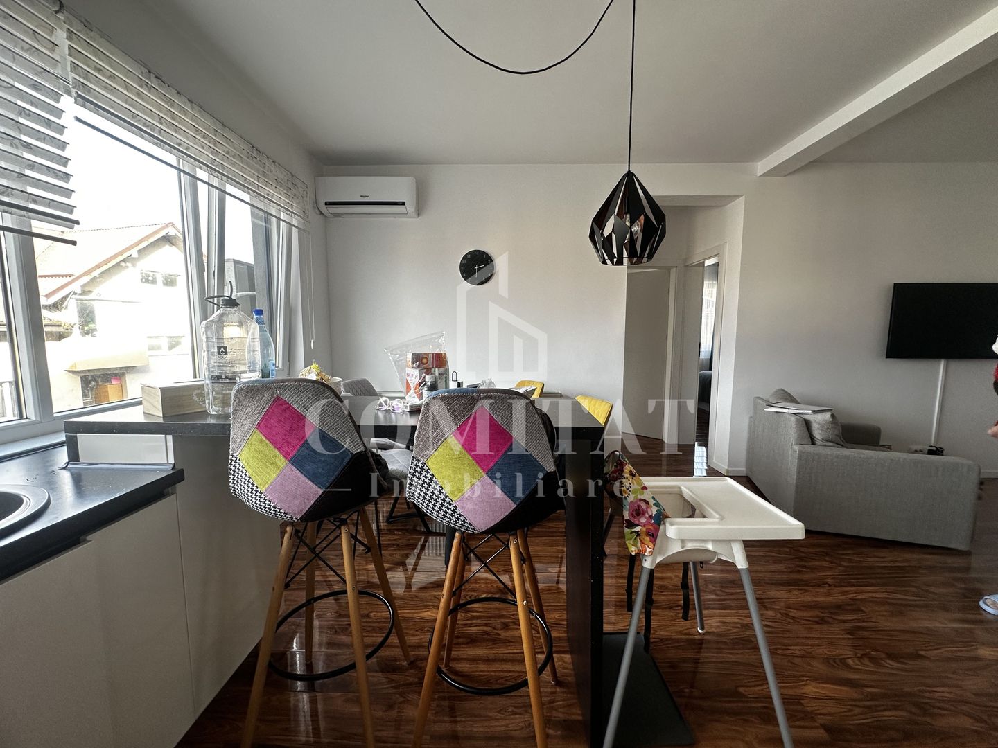 Apartament la etaj intermediar | Loc de parcare | Zona str Sub Cetate - Poză 5