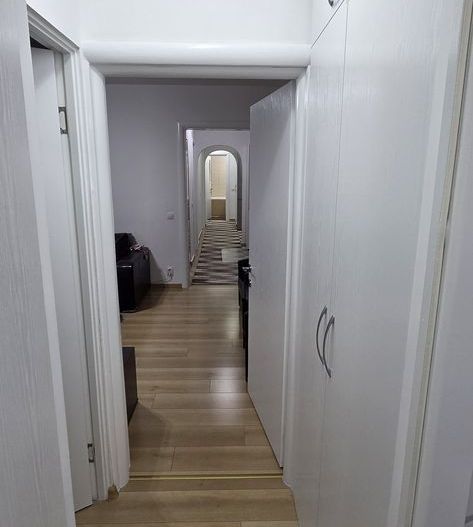 Apartament 4 camere de vânzare – zona Politehnicii - Poză 2
