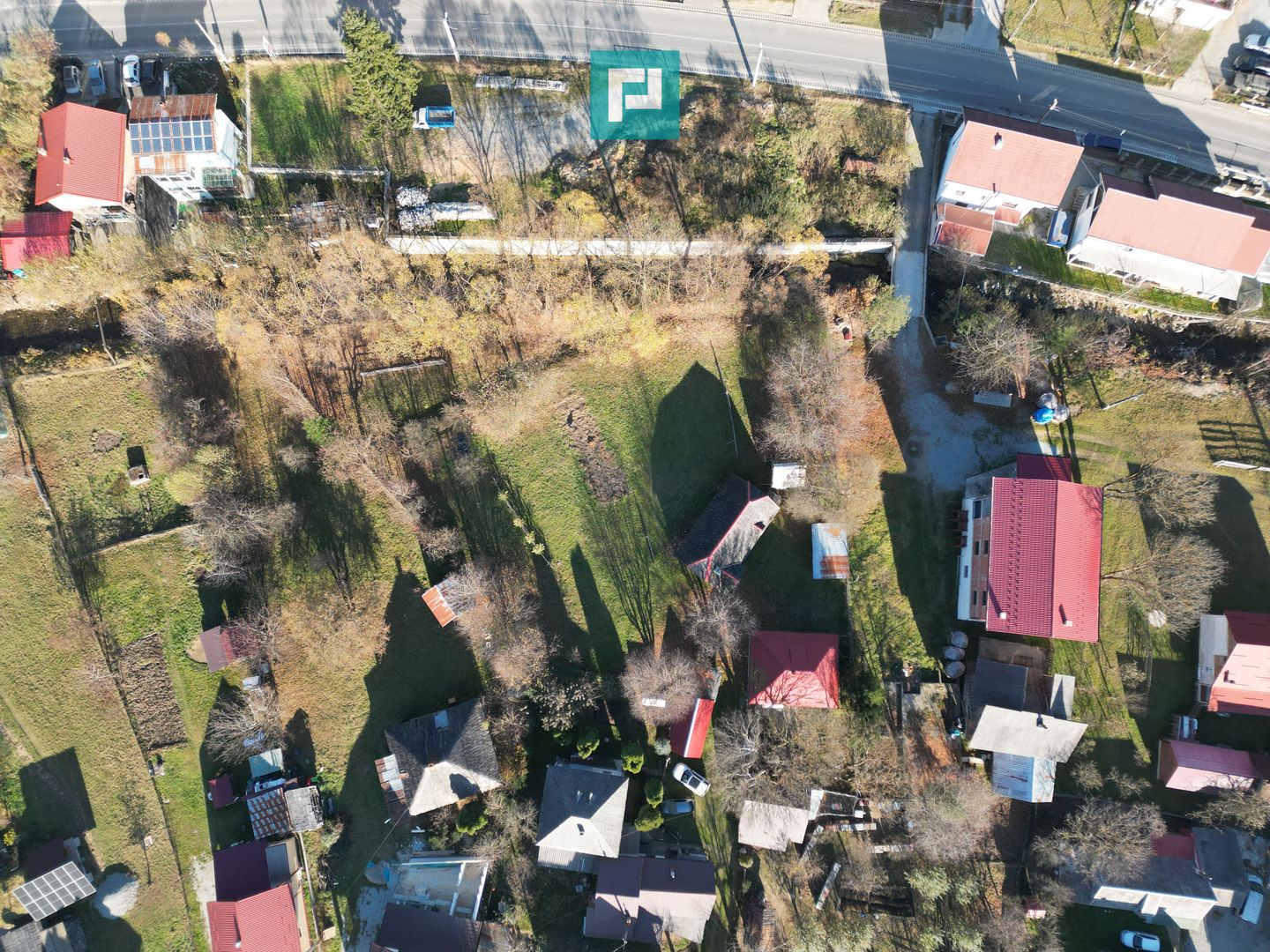 Casă de lemn, cu teren în Borșa - Poză 12