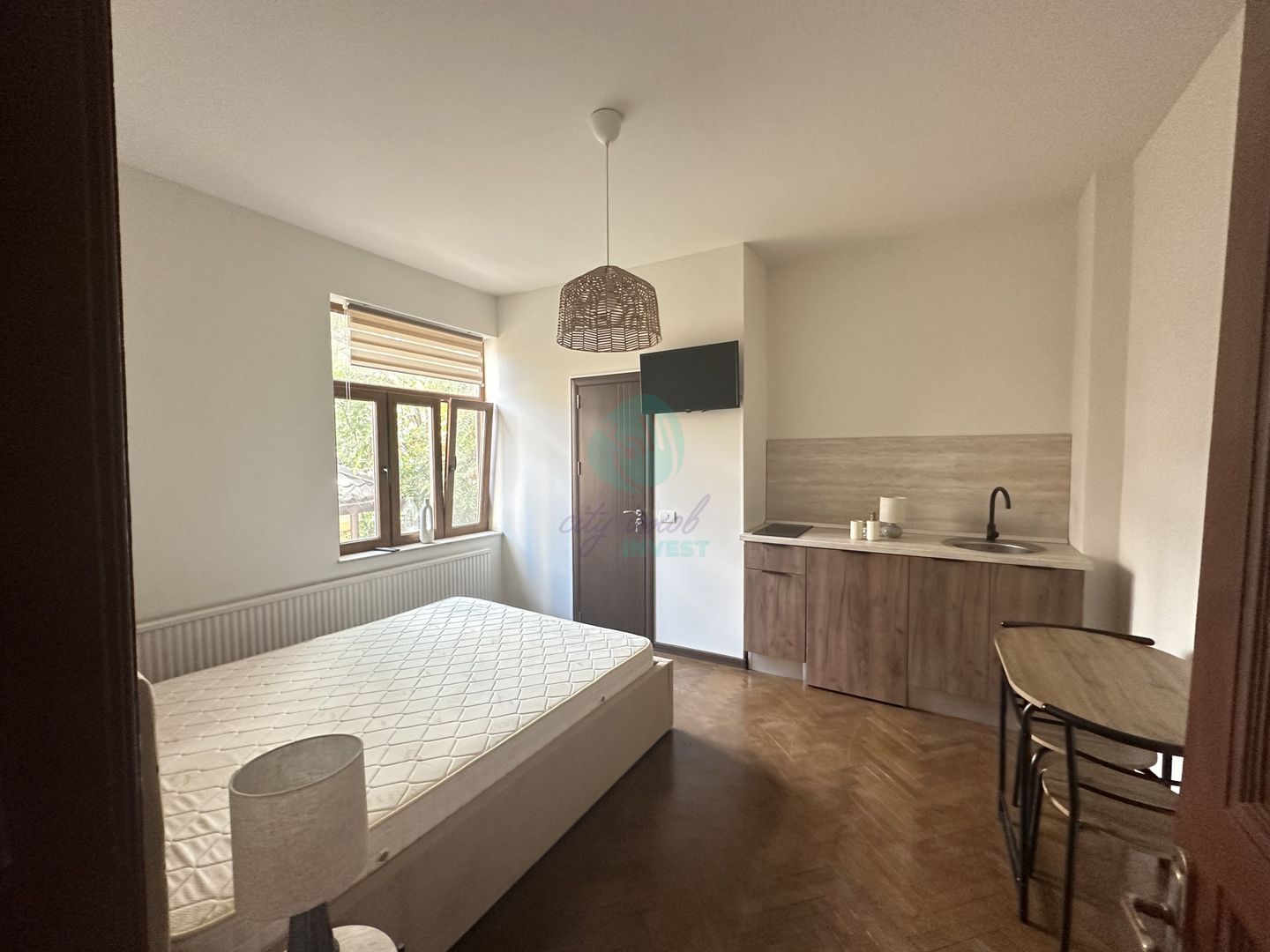 Vila interbelica AIRBNB "la cheie" - Poză 24