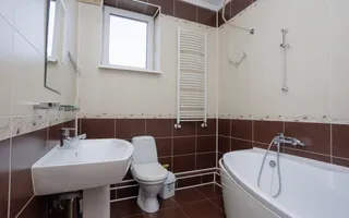 Chirie, casă, 6 camere, Strada Trifan Baltă, Centru - Poză 29
