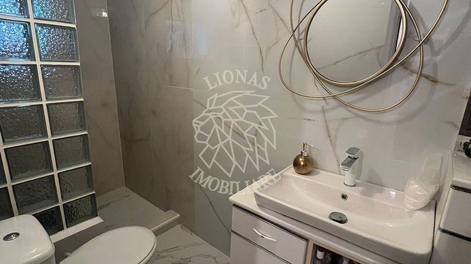Apartament Modern 3 camere-renovat-curte, pod-Ultracentral - Poză 5