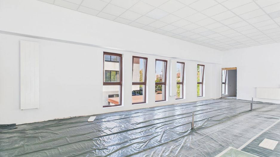 Spații Comerciale între 70 și 350 mp în Dumbrăvița - Poză 1