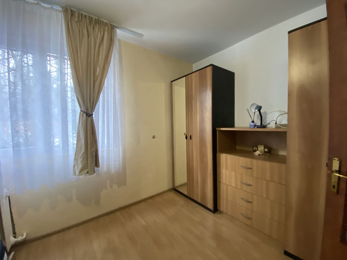 Apartament cu doua camere, Aparatorii Patriei, 79.000€ negociabil - Poză 10