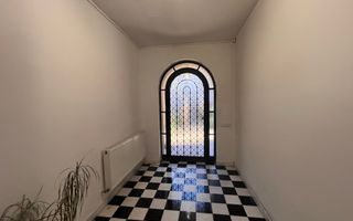 VILA INTERBELICĂ LA INCHIRIERE IN ZONA 1 MAI - Poză 1