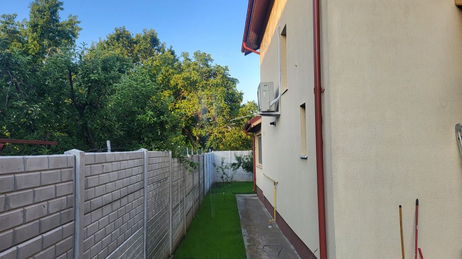 Vila Otopeni Central 5 camere, 400m2 curte, dormitor parter - Poză 9