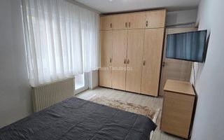 Apartament cu 2 camere ultracentral etaj 1 renovat mobilat utilat - Poză 8