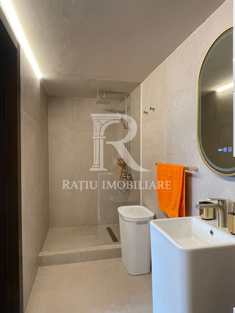 Proprietate Exclusivistă | Apartament la Casă | Ultracentral | Oradea - Poză 9
