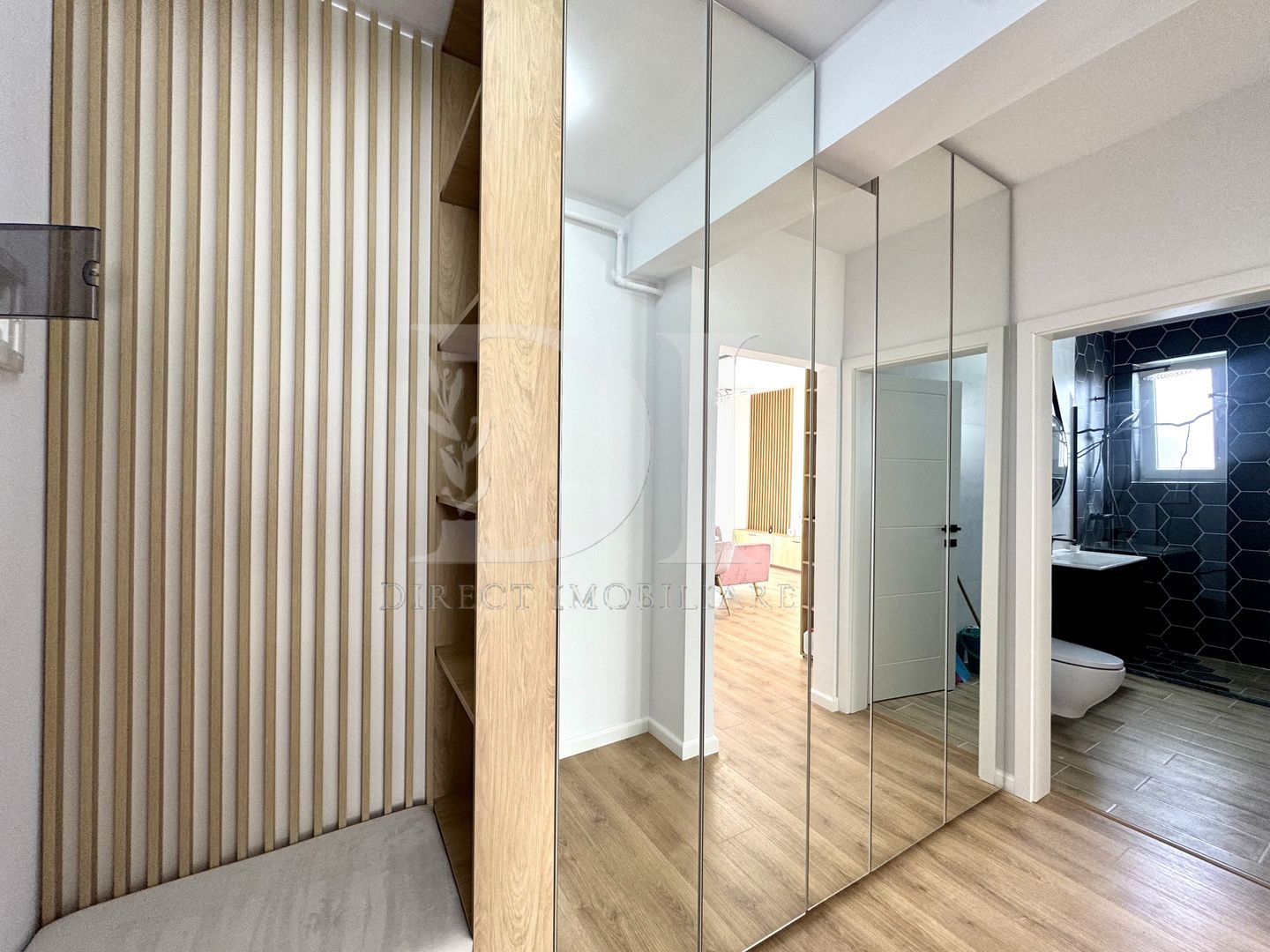 Apartament la cheie / terasa 22 mp / Zona Terra - Poză 8
