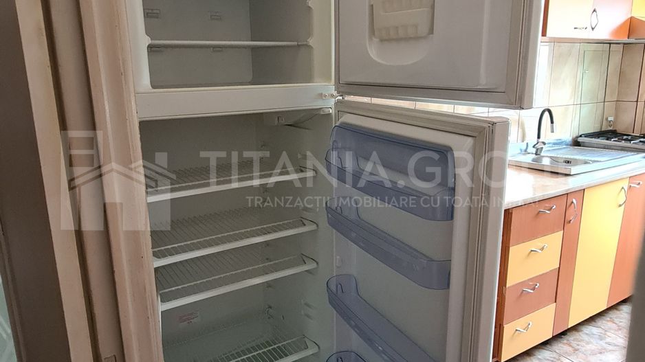 Apartament 3 camere, etaj intermediar, parcare, beci - Astra - Poză 9