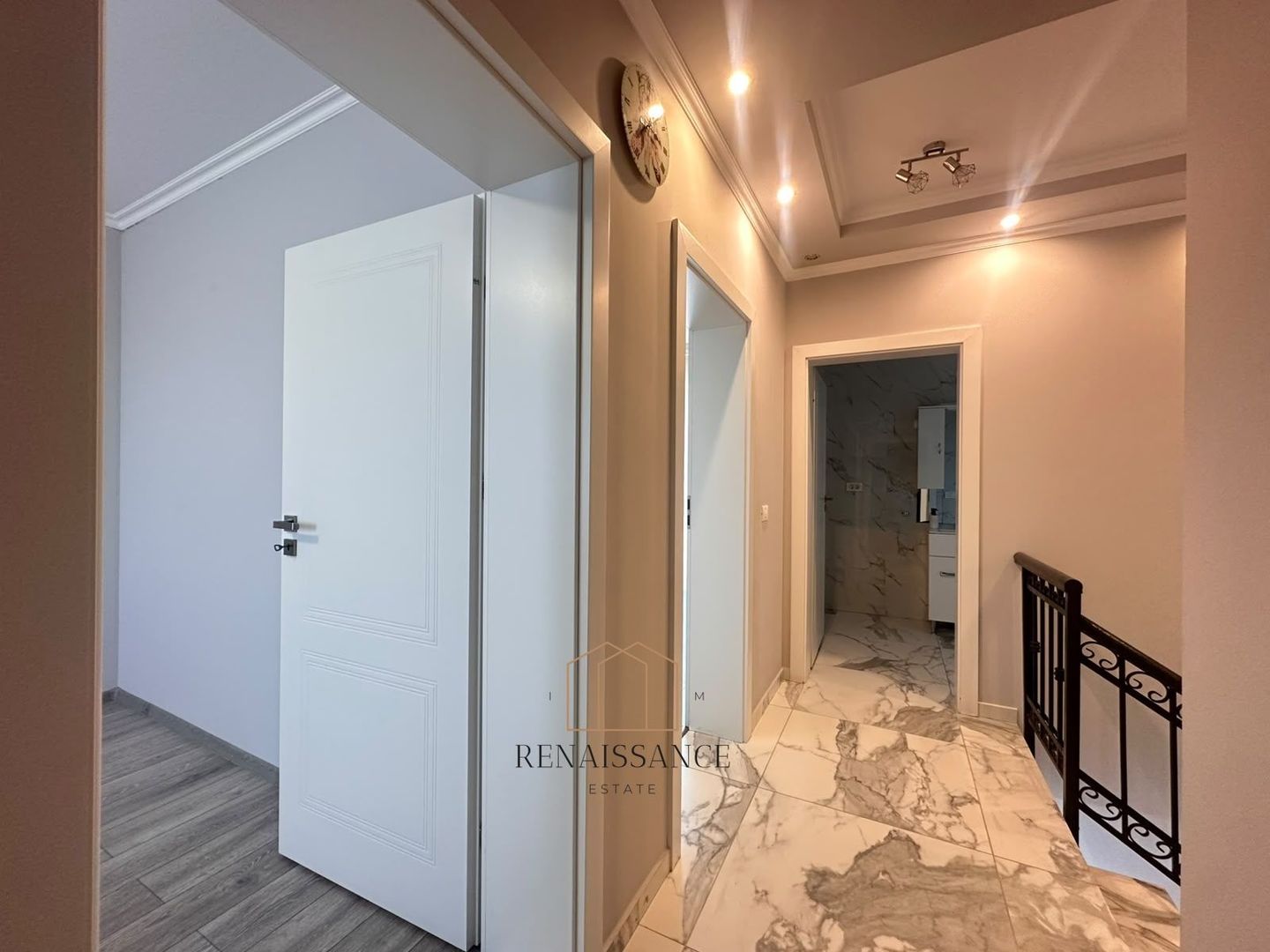 Dumbravita Triplex 5 camere 2 Bai | 115mp utili Teren 210mp - Poză 10