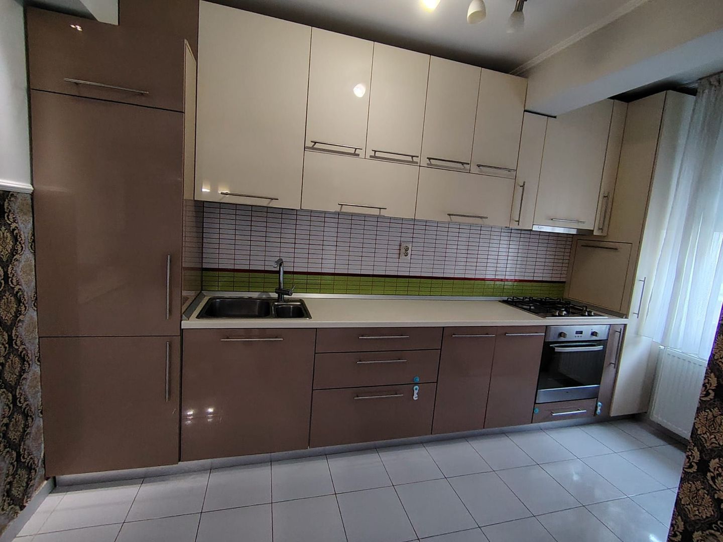 Apartament 2 camere  Cartier Latin Loc de Parcare - Poză 5