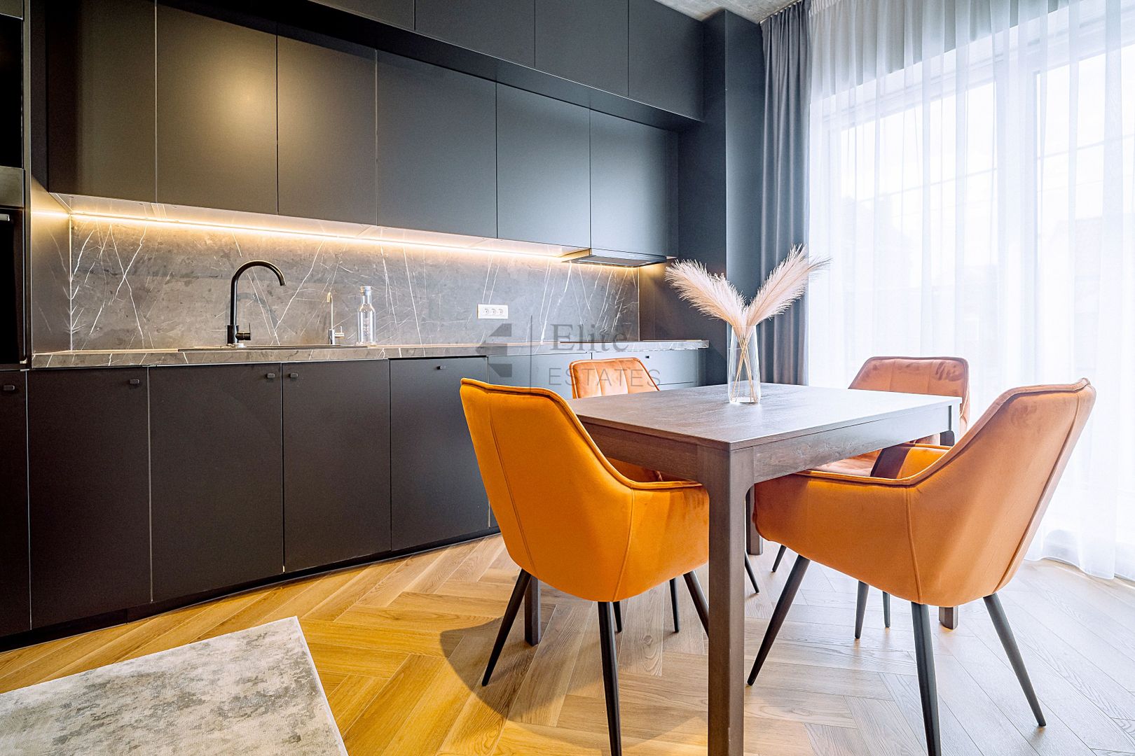 Apartament nou cu 2 camere in bloc "Verde" Zona Centrala - Poză 4