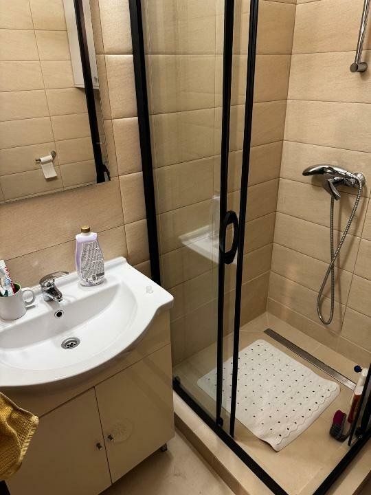 Proprietar - Vand apartament 2 camere mobilat la 5 minute de metrou Jiului - Poză 10