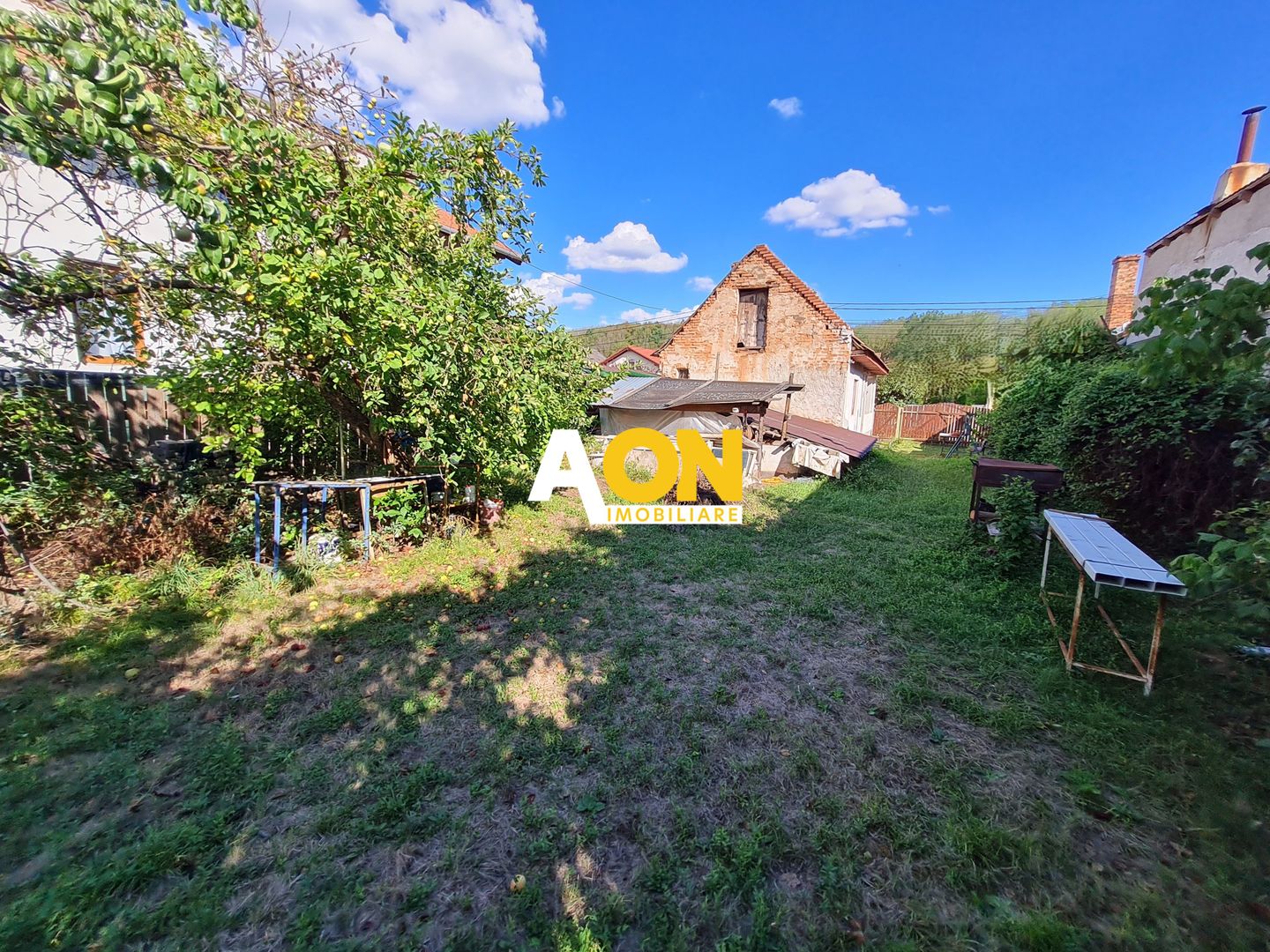 Casa 2 Camere, Teren 1081 mp, Ciugud - Poză 1