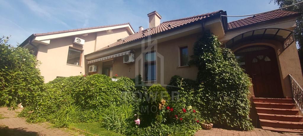 Casă individuală de vânzare 1.000 mp teren | Zonă Centrală - Poză 2