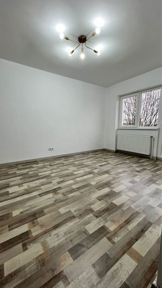 Apartament de vanzare - Poză 3