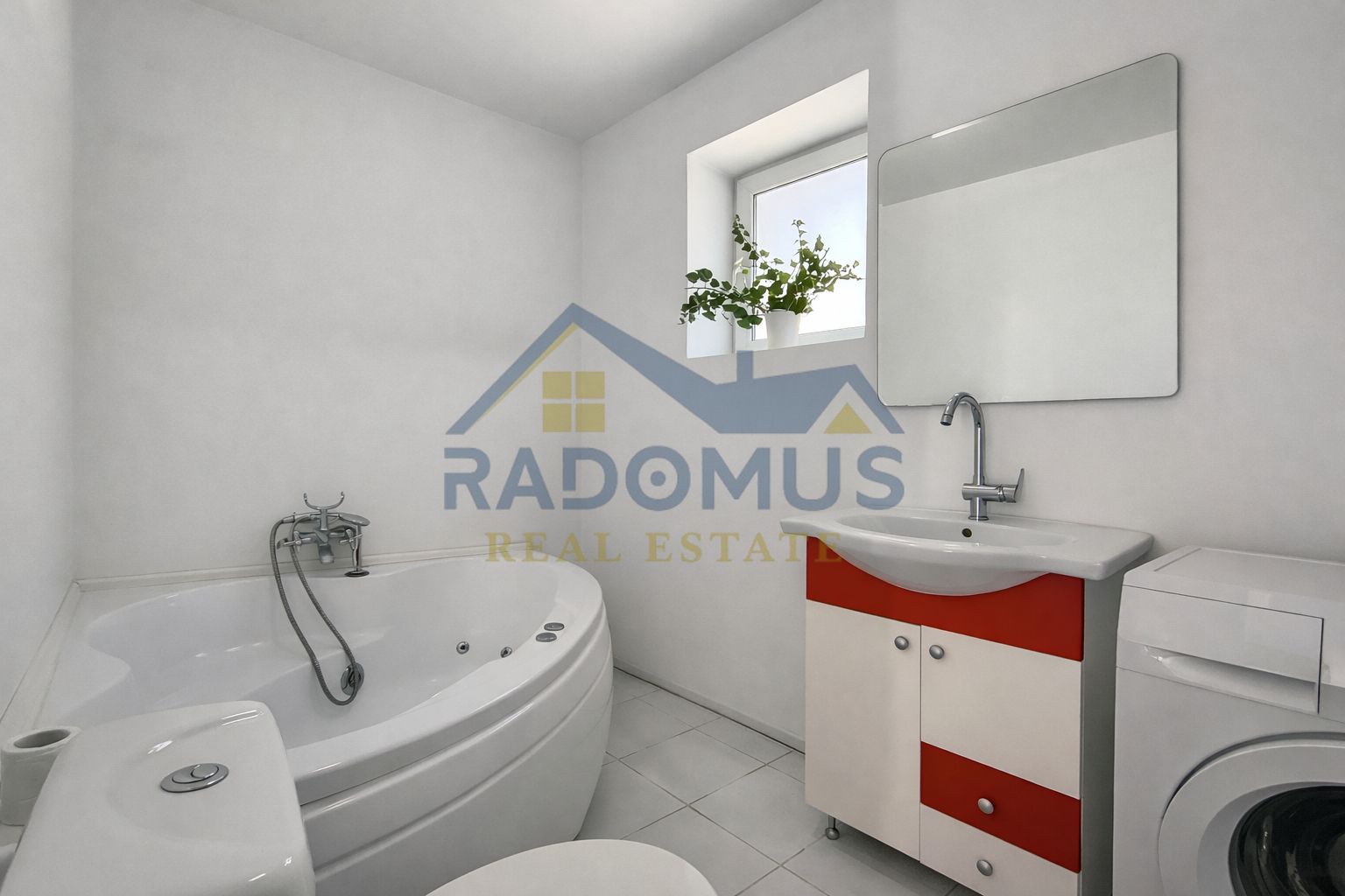 Casă spațioasă  – 3 camere + mansardă 134 mp | Zona Sala Sporturilor - Poză 15