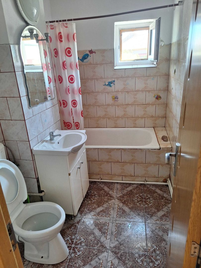 Inchiriez apartament - Poză 7