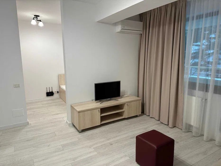 Studio dublu-Titan - Poză 2