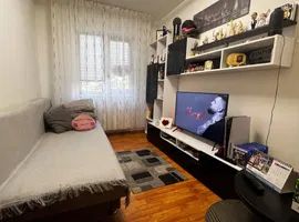 Apartament 4 camere Dacia cu centrala - Poză 2