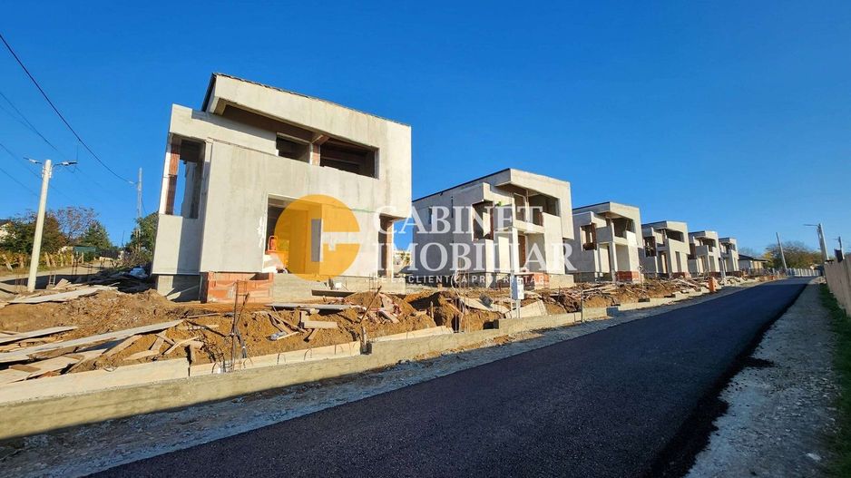 Vila moderna - Visan - 158mp - la asfalt - toate utilitatile - PREDARE IMEDIATA - Poză 2