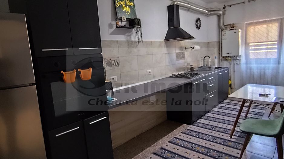Ap 2 cam, Dec., 87mp - zona Păcurari - 110.000 euro - Poză 1