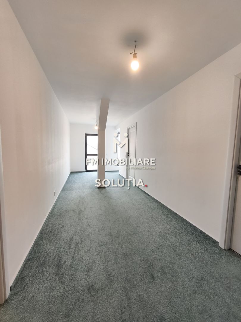 Casă spațioasă de vânzare – P+M | 5 camere | 255 mp construiți - Poză 12