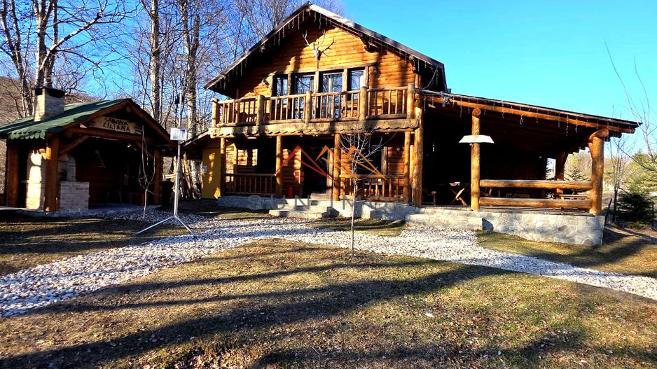 Cabană din lemn, an 2018, 4 camere, Padurea Glodeasa, Valea Doftanei - Poză 1