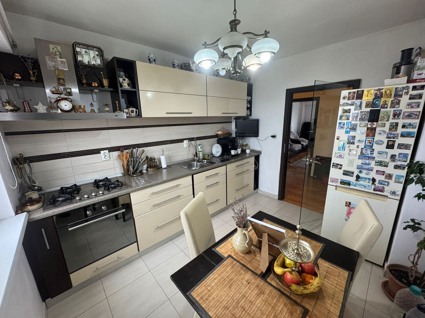 Decomandat si spatios - Poză 7