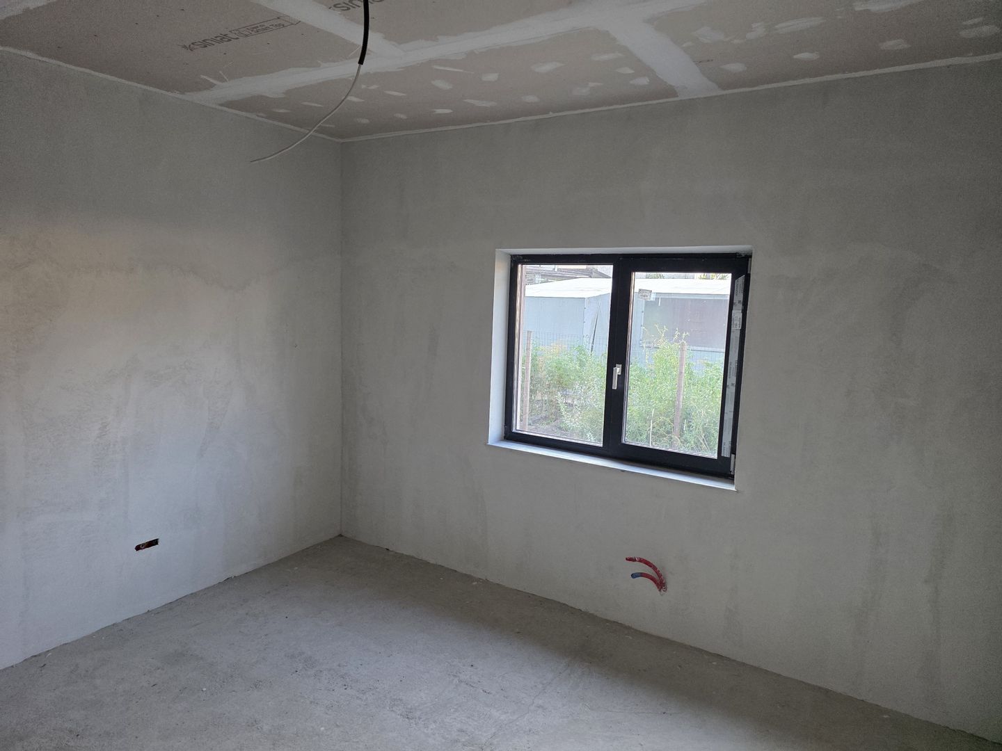 CASĂ NOUĂ – CUMPĂNA | 610 MP TEREN | UTILITĂȚI | STRADĂ ASFALTATĂ - Poză 10