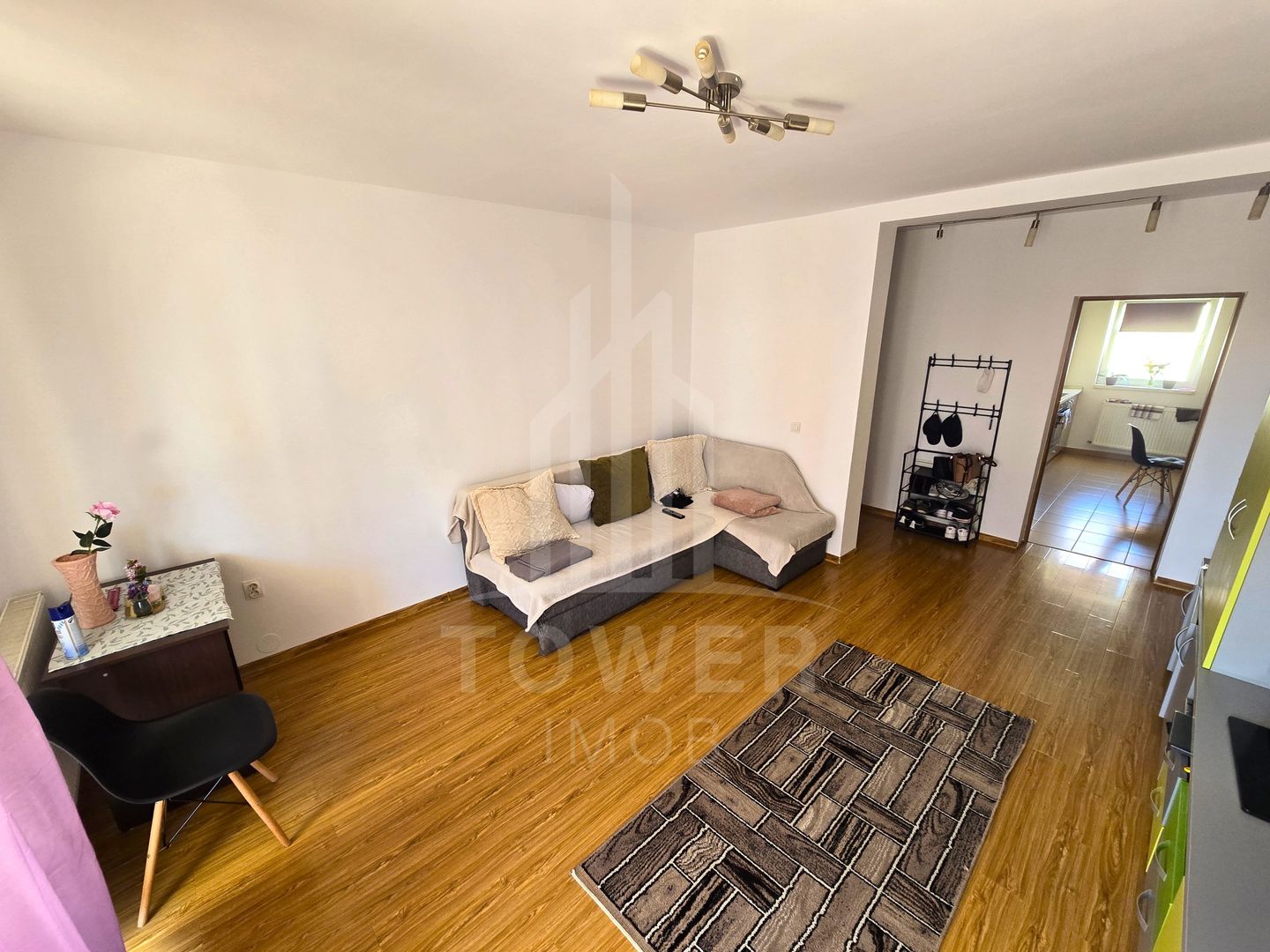 Apartament 3 camere decomandate etaj 1 Zona Selimbar - Poză 8