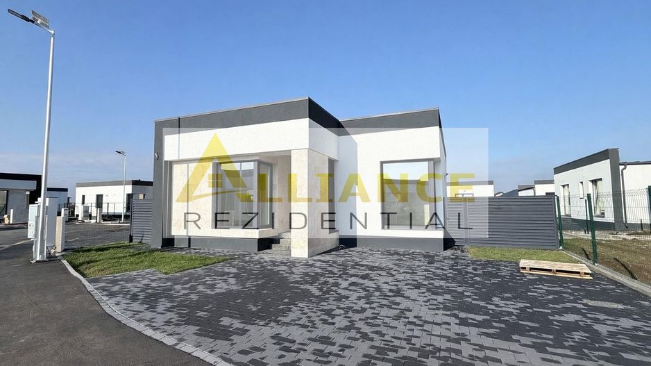 Casa Individuala - 4 camere - 2 bai  - 423 mp teren - Poză 1