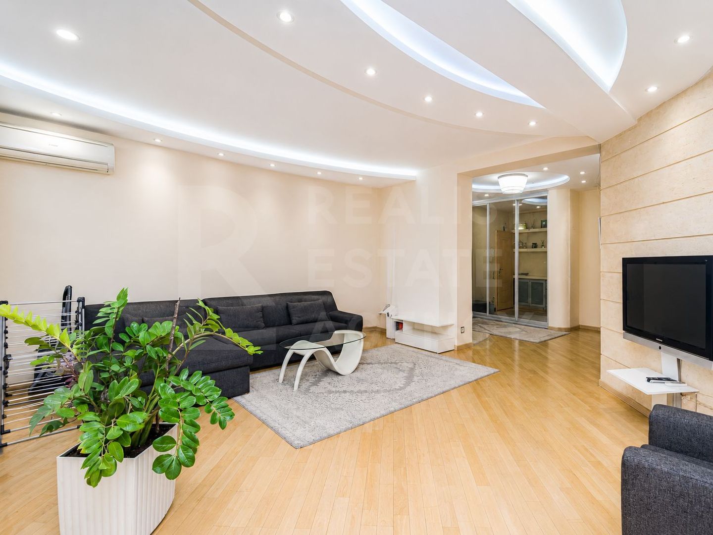 Chirie, apartament, 3 camere, str. Ciuflea, Centru - Poză 2