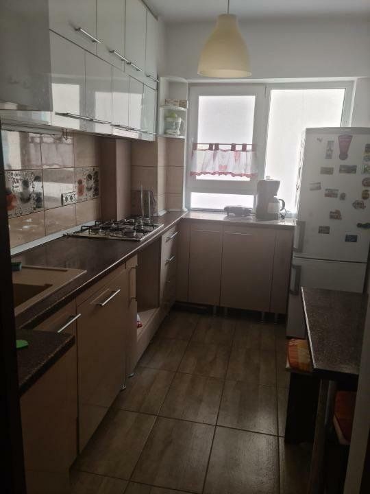 De vânzare apartament 4 camere Militari Veteranilor - Poză 8