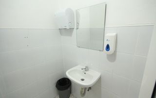 Spatii birouri/servicii - Poză 51