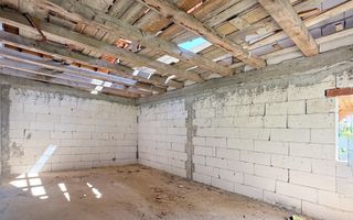 Casa la rosu de 304 mp utili, in Baita,Maramure-colț de rai într-o zonă retrasă - Poză 7