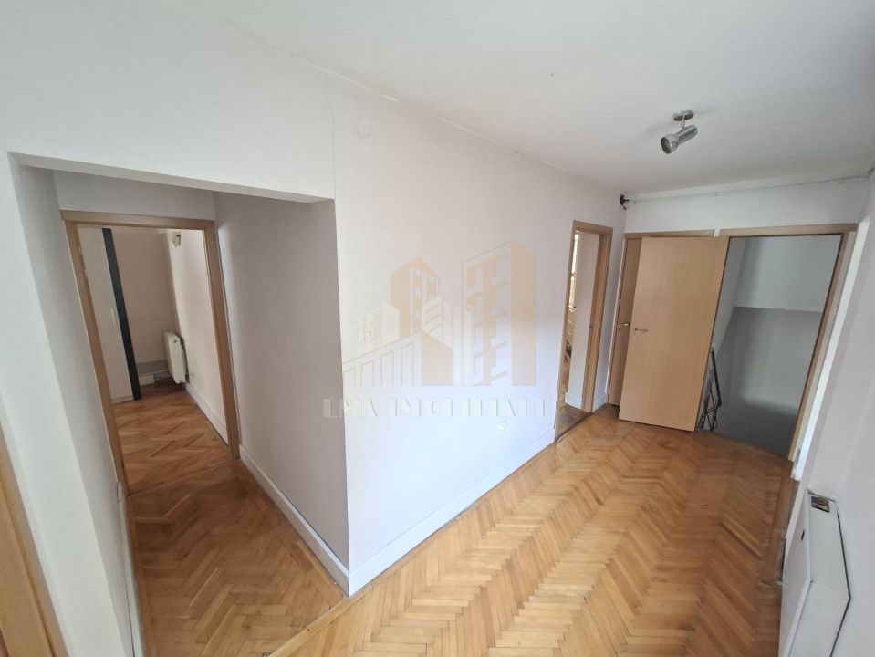 Casa individuala Schei Brasov - Poză 19