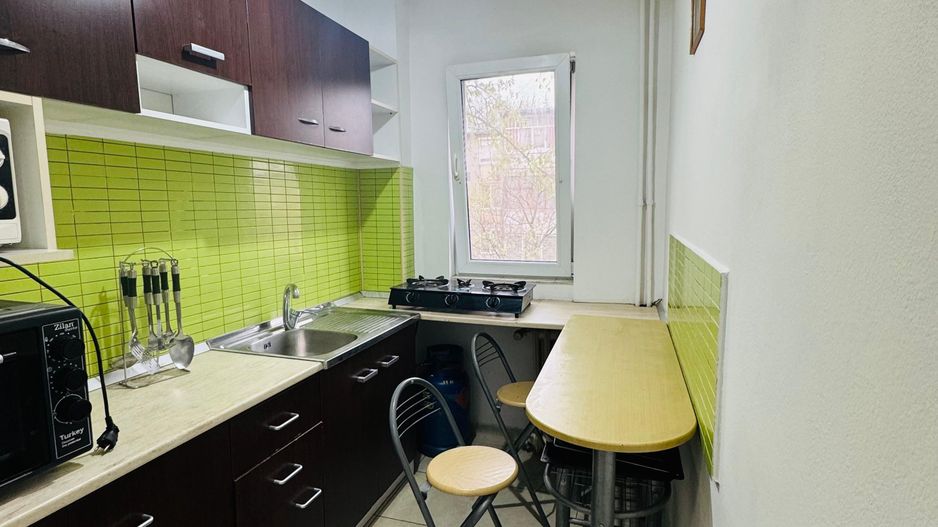 Apartament cu 2 camere, semidecomandat, Cantemir - Poză 6