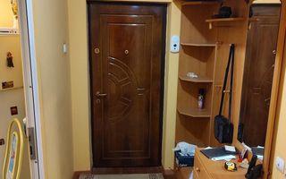 BRASADAS vinde ap 2 cam la etajul 2/4 in Micro 16. - Poză 2