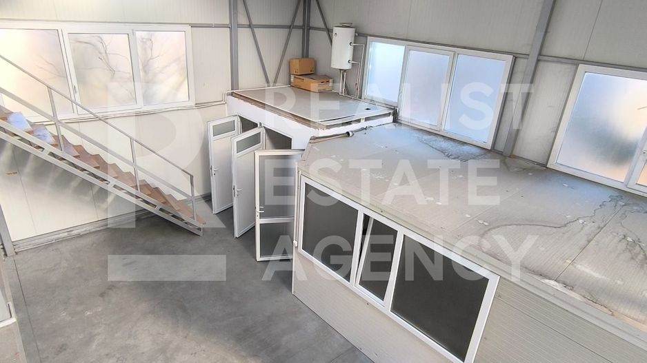De închiriat – Spațiu Industrial + Depozitare de 612 mp - Poză 4