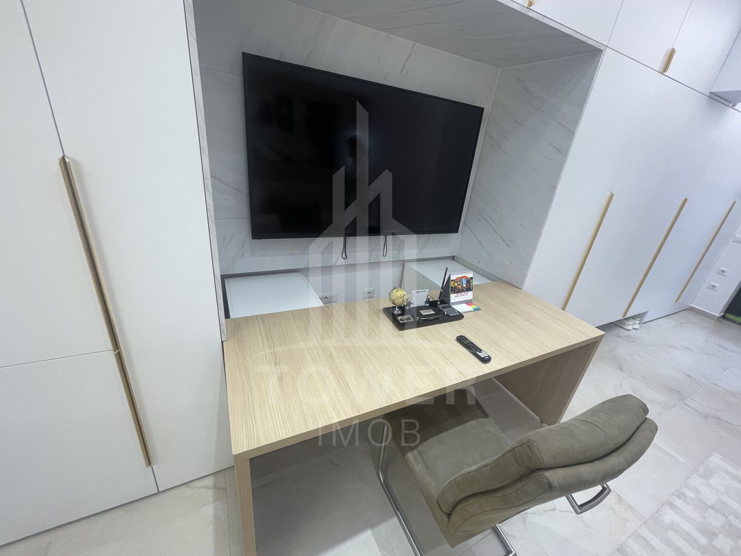 Garsoniera de lux pentru închiriat-in bloc nou-EVO - Poză 9