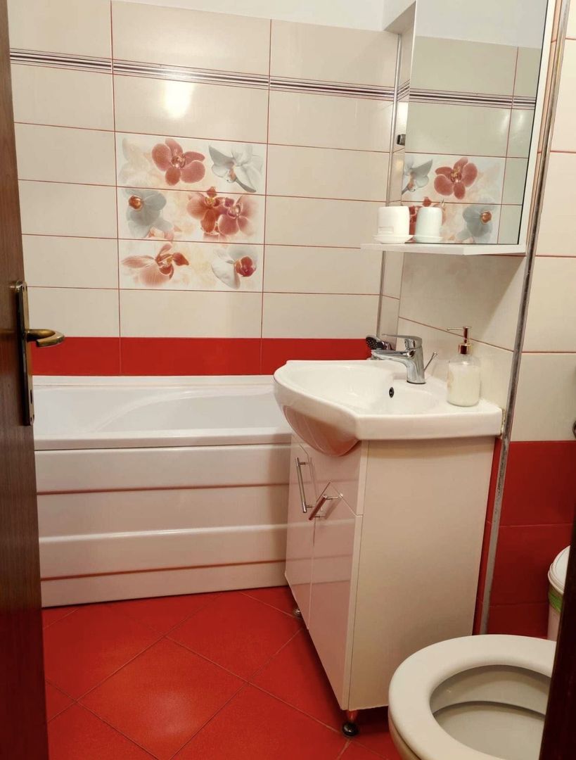 AP. 3 CAMERE- IANCULUI, BUCATARIE INCHISA, MOBILAT/UTILAT MODERN - Poză 8