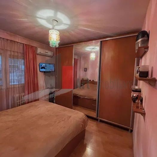 3 Camere Tineretului - Poză 3