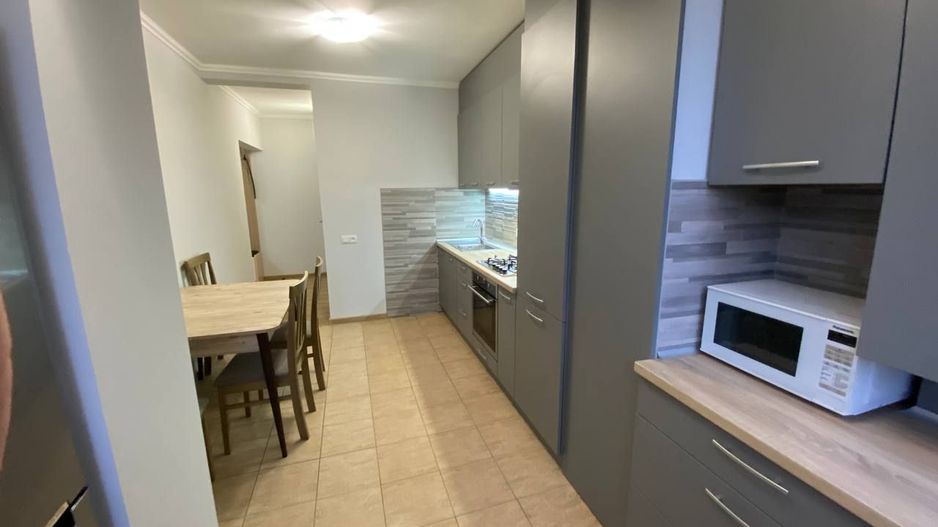 Apartament de închiriat în inima Chișinăului! - Poză 3