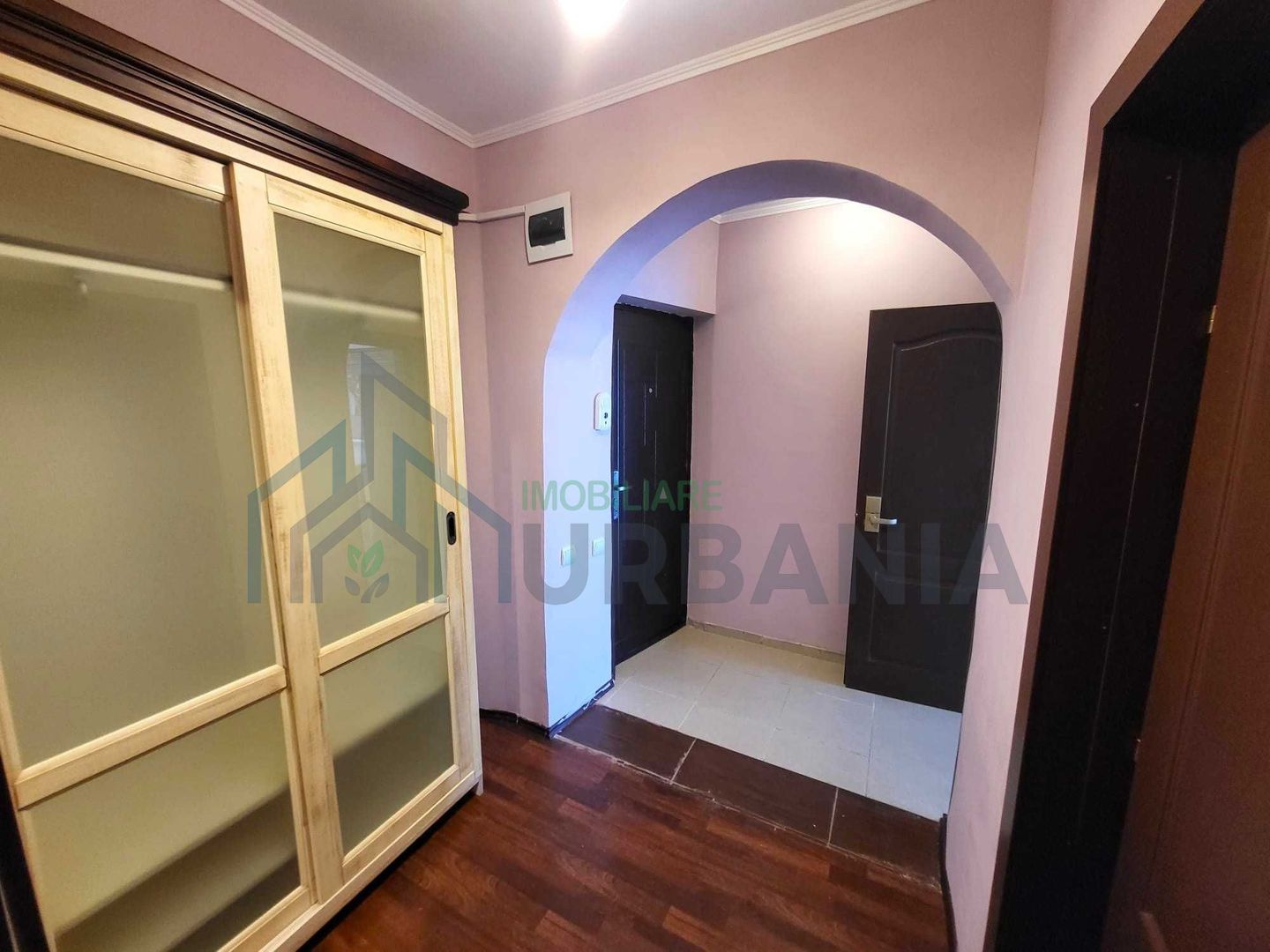 Apartament 2 cam living+bucatarie open space, 1 balcon, 1 baie, dressing, loc parcare, OMW Bucium 68mp - Poză 5