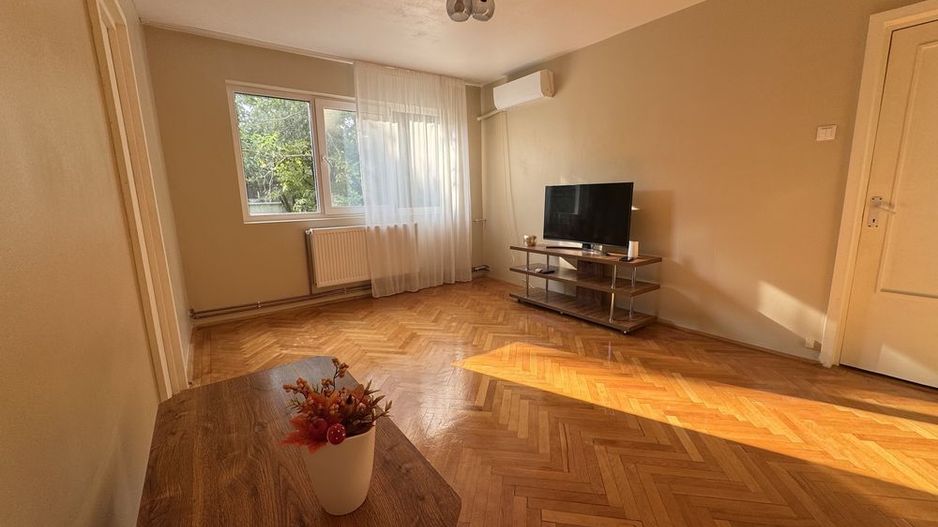 Dacia | 2 Camere | Etaj Intermediar | Centrala Proprie - Poză 1