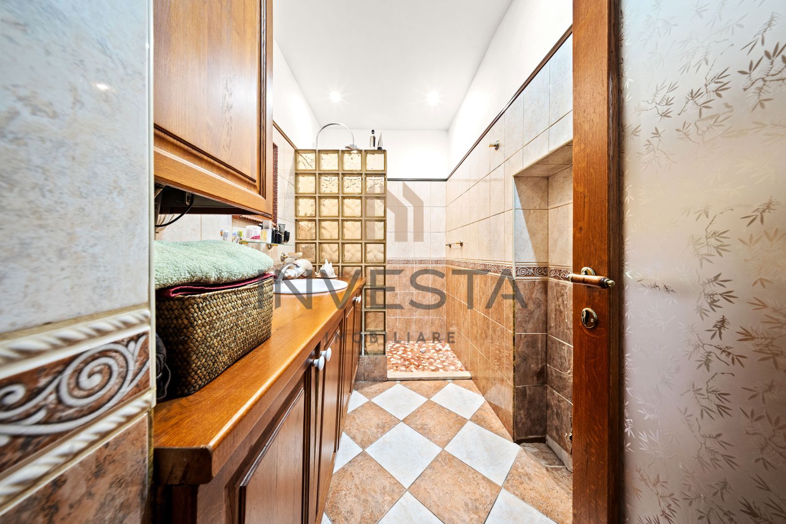 Proprietate Unica Apartament 3 Camere si Curte Privata Andrei Muresanu - Poză 8