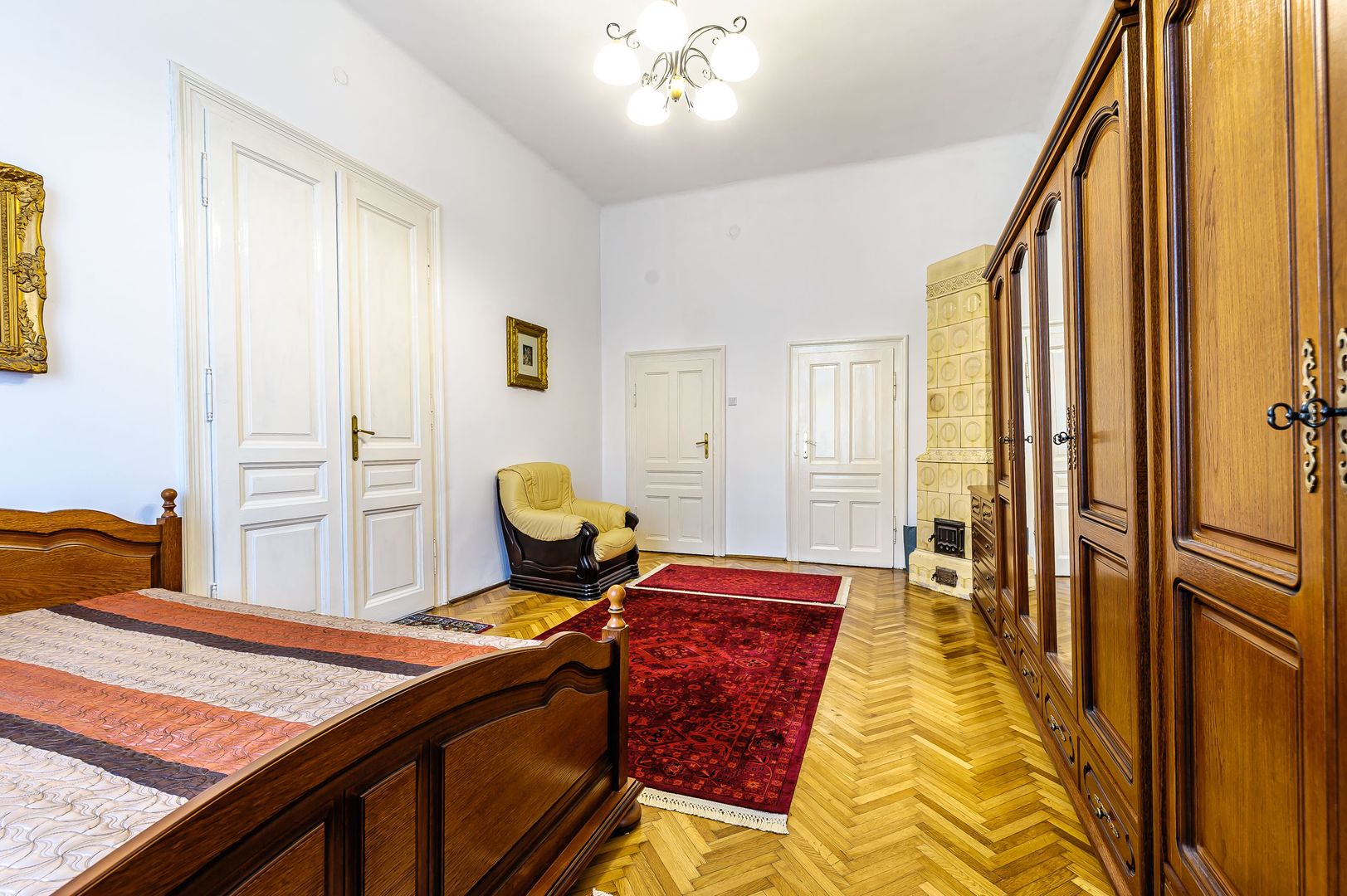 Apartament cu 4 camere zonă ultracentrală - Poză 11
