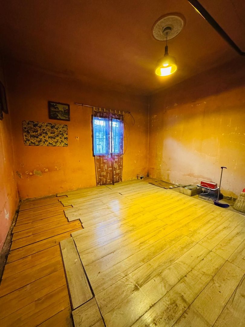 Apartament la curte comuna ULTRACENTRAL - Poză 4